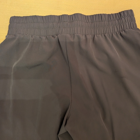 MONDETTA 3 piece track suit. Green, worn once. Size Medium-Large. - Picture 10 of 10